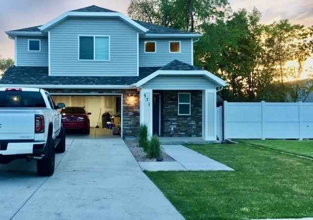 Salt Lake City House: 571 N Redwood Rd