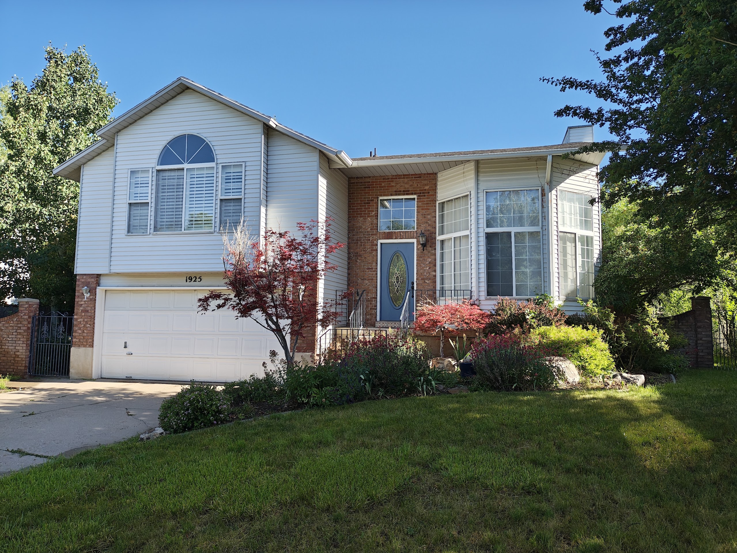 Layton House: 1925 E 2050 N