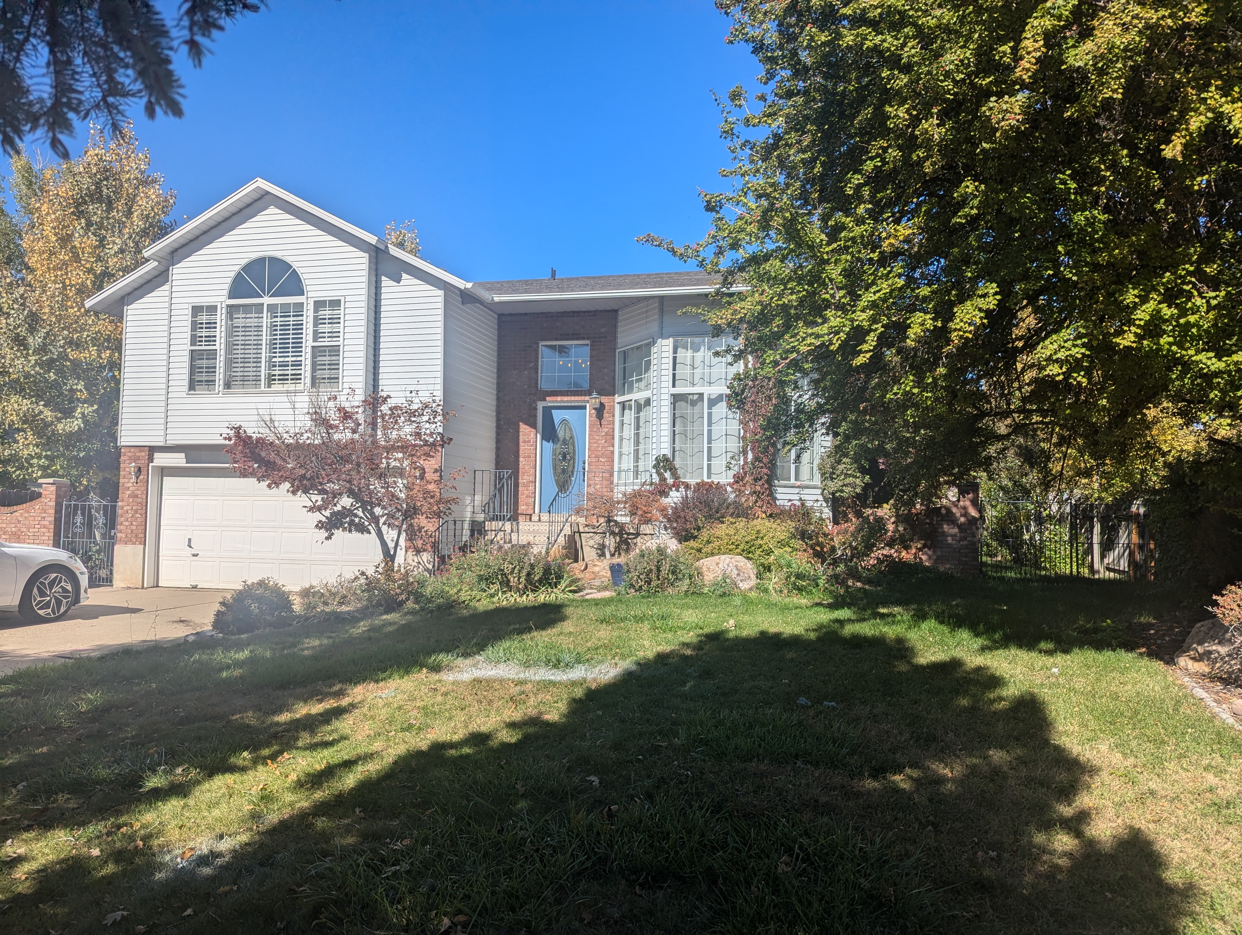 Layton House: 1925 E 2050 N