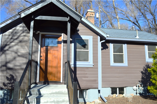 Ogden House: 452 17th St