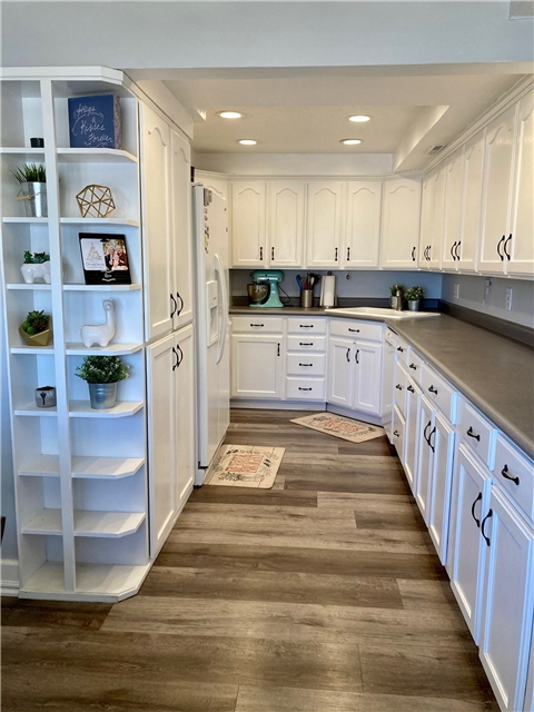 Woods Cross Townhome: 948 Pinetree Cir