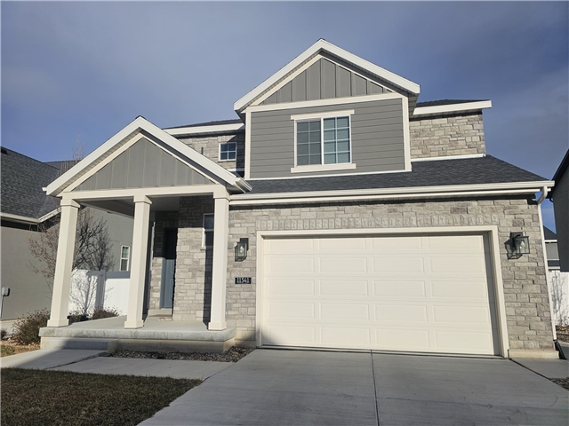 South Jordan House: 11341 S 1450 W