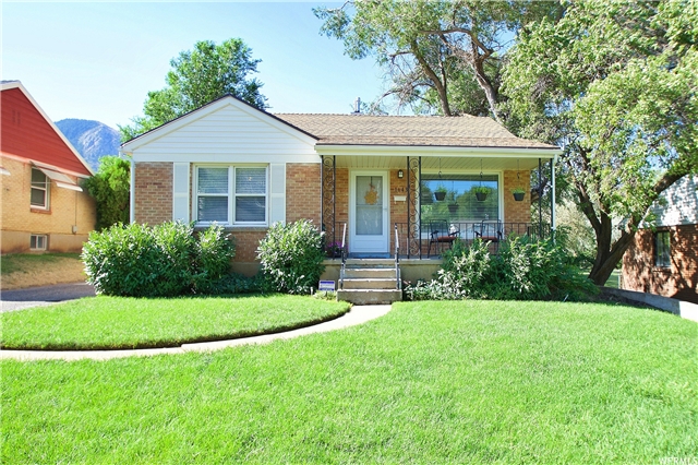 Ogden House: 1643 Rushton St