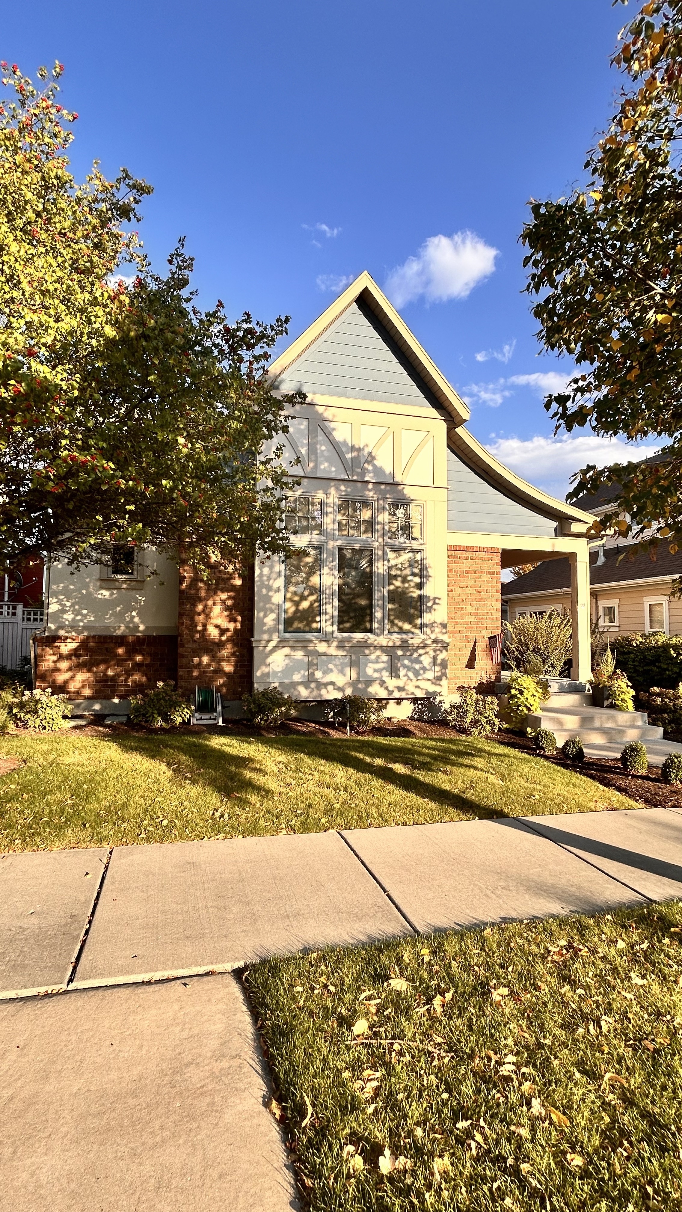 South Jordan House: 11173 S Topview Rd