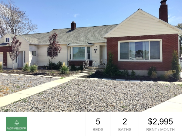 Midvale House: 220 E Greenwood Ave