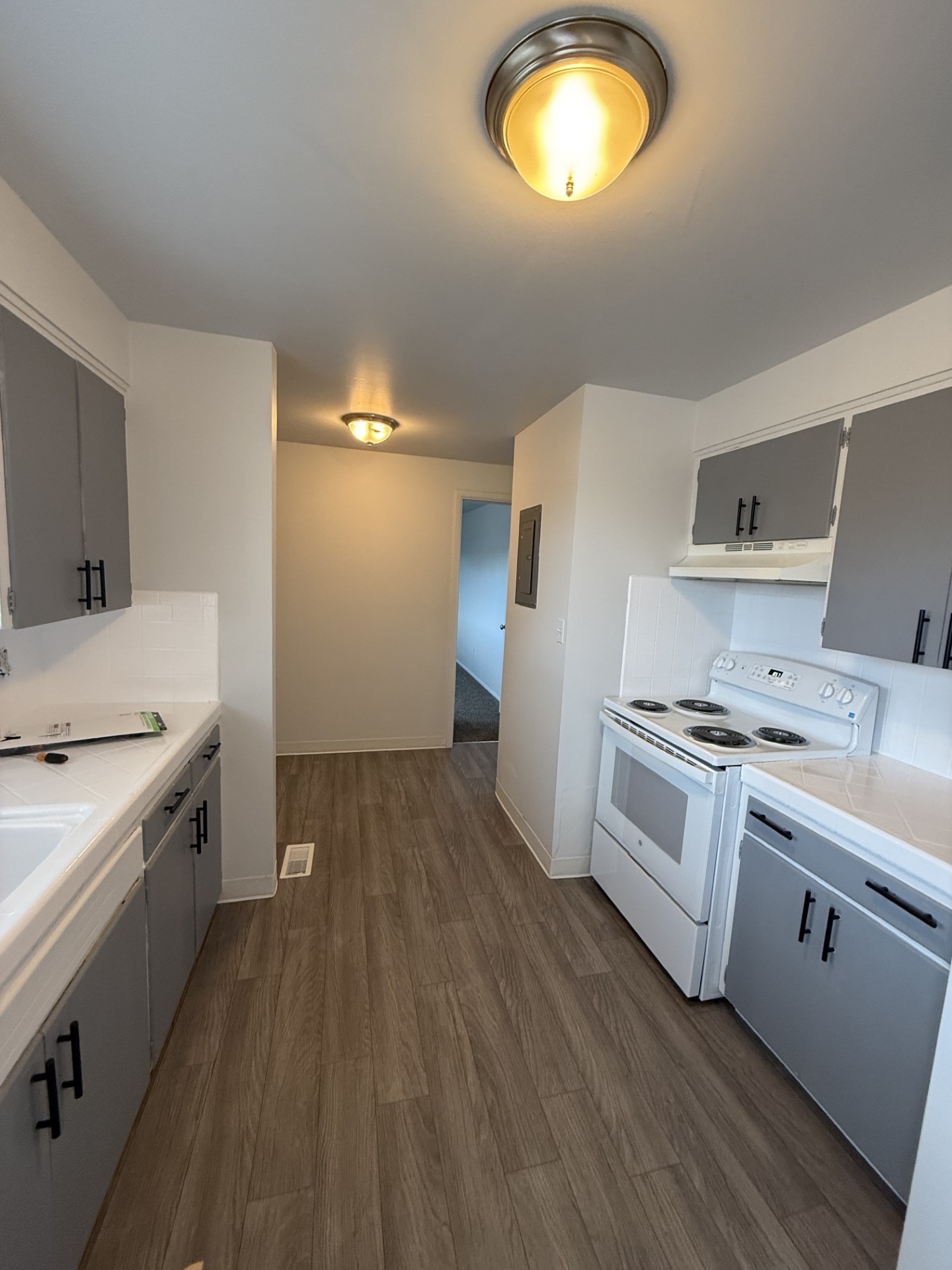 Roy Apartment: 5404 S 2000 W