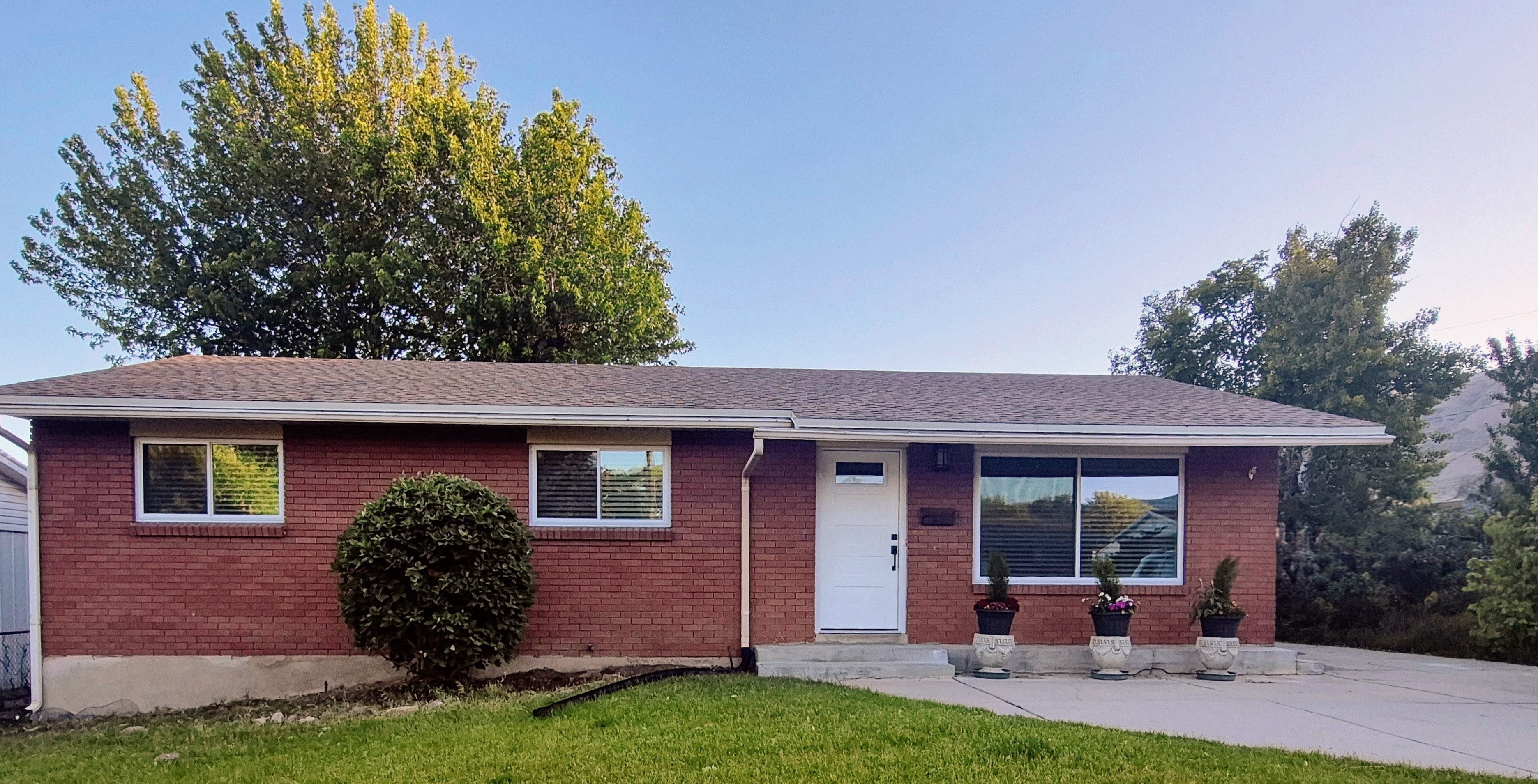Bountiful House: 263 E 1350 N