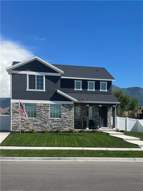 Springville House: 761 S Spring Canyon Way