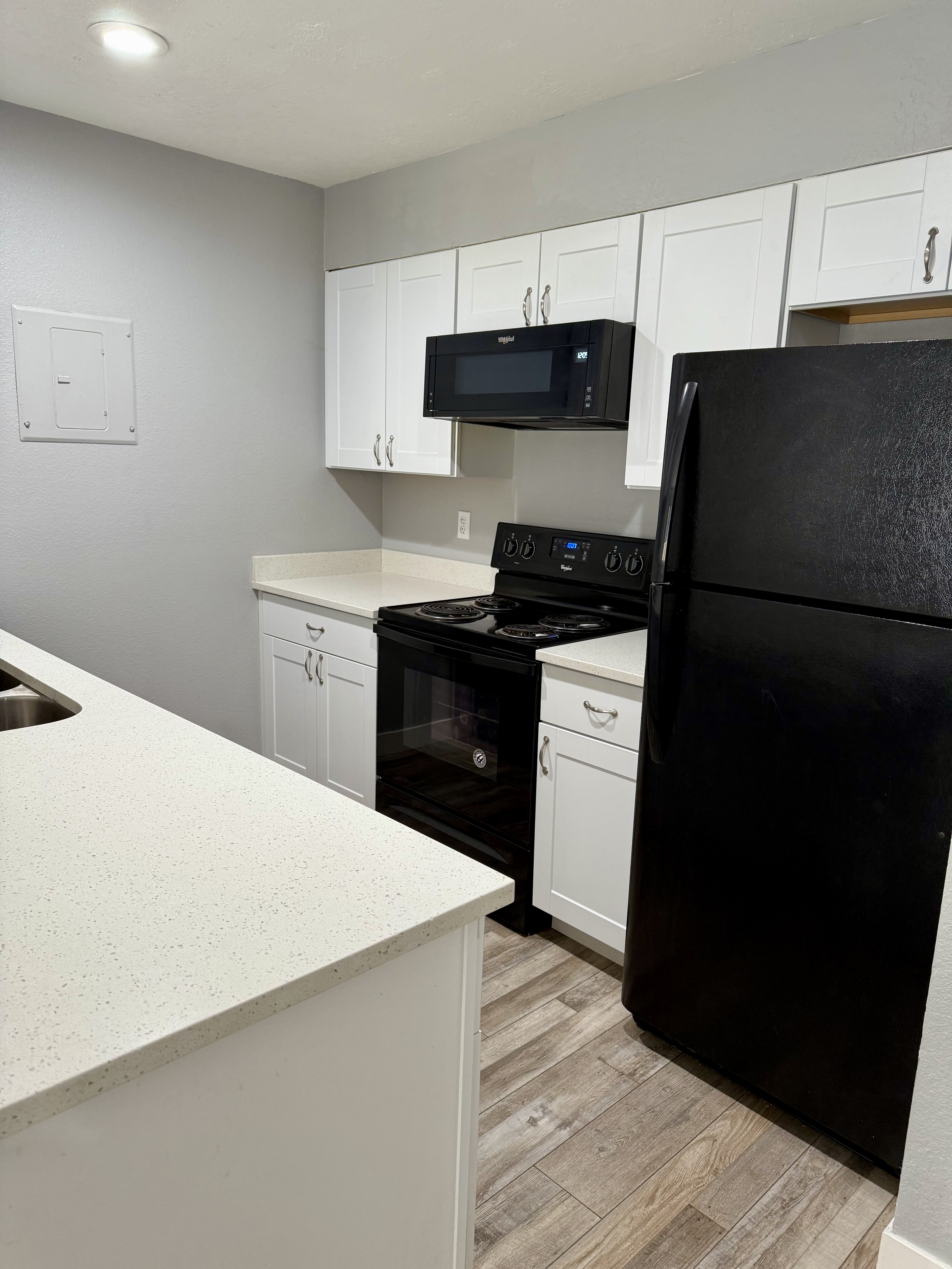 Midvale Condo: 1222 E Waterside Cv