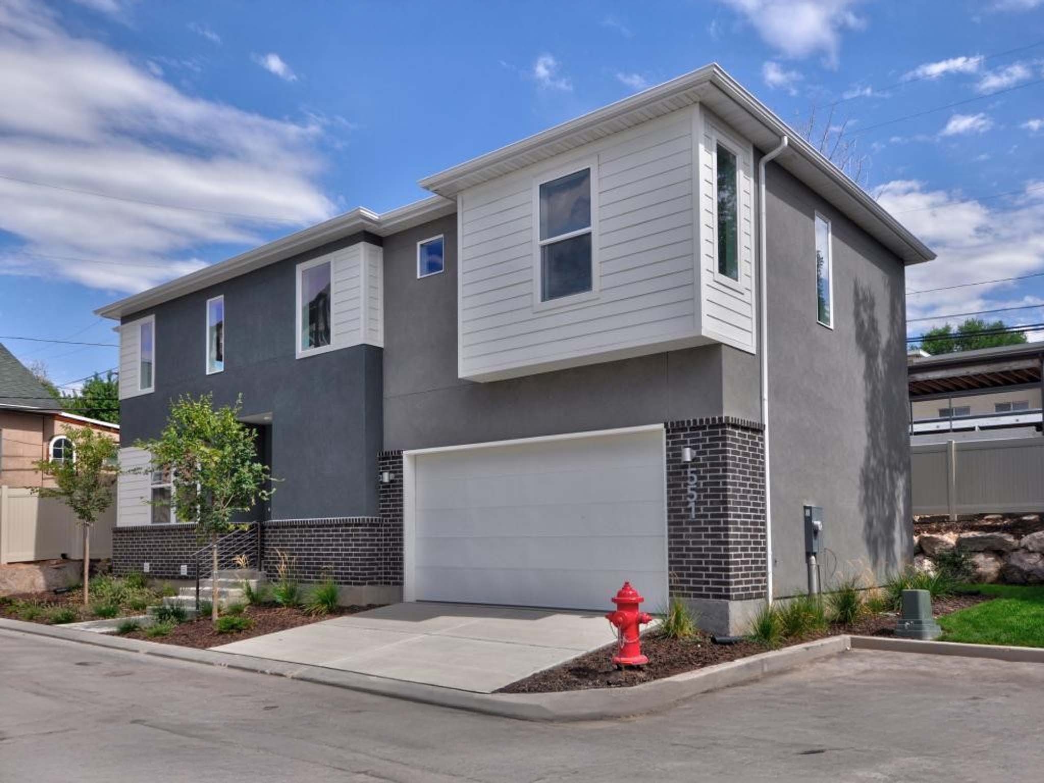 Salt Lake City House: 551 S McClelland St