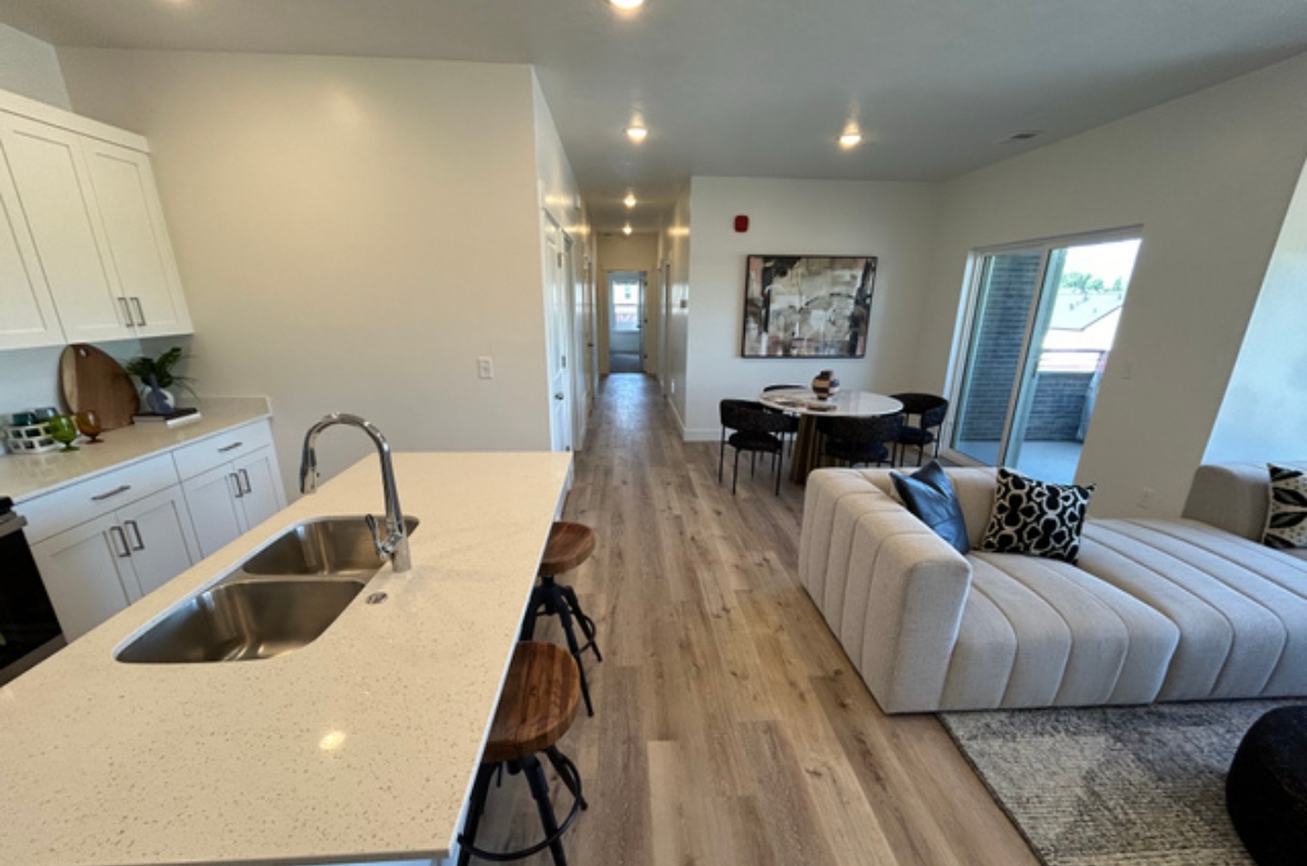 Logan Condo: 3115 S 200 W