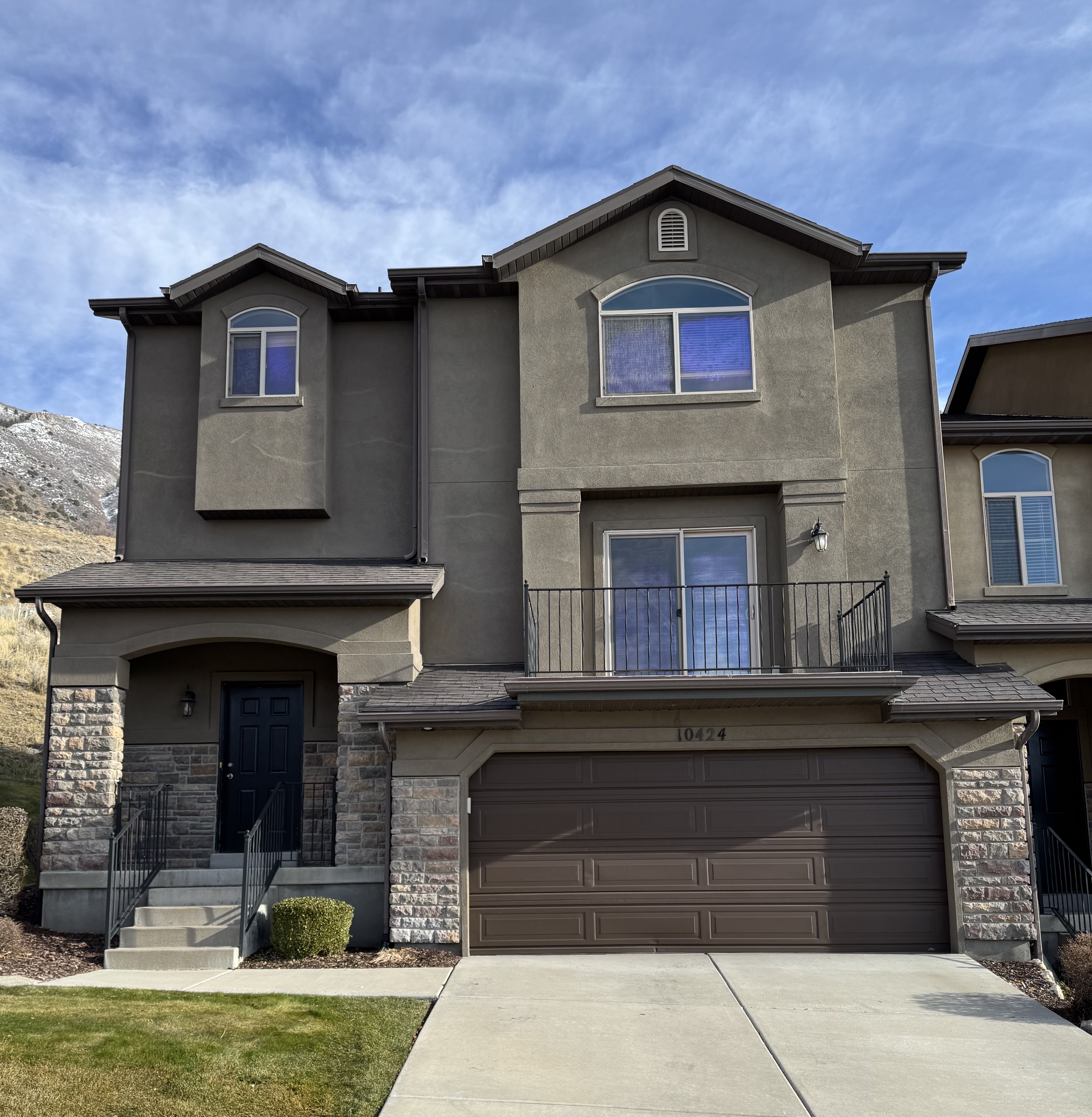 Pleasant Grove Townhome: 10424 N Sage Vista Ln