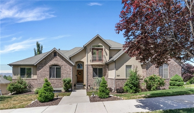 Provo Apartment: 587 N 1420 E