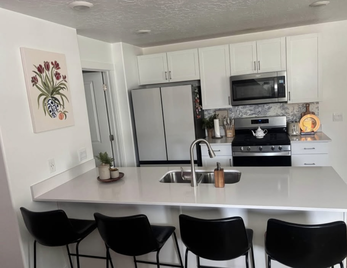 Magna Townhome: 8628 W Cordero Dr