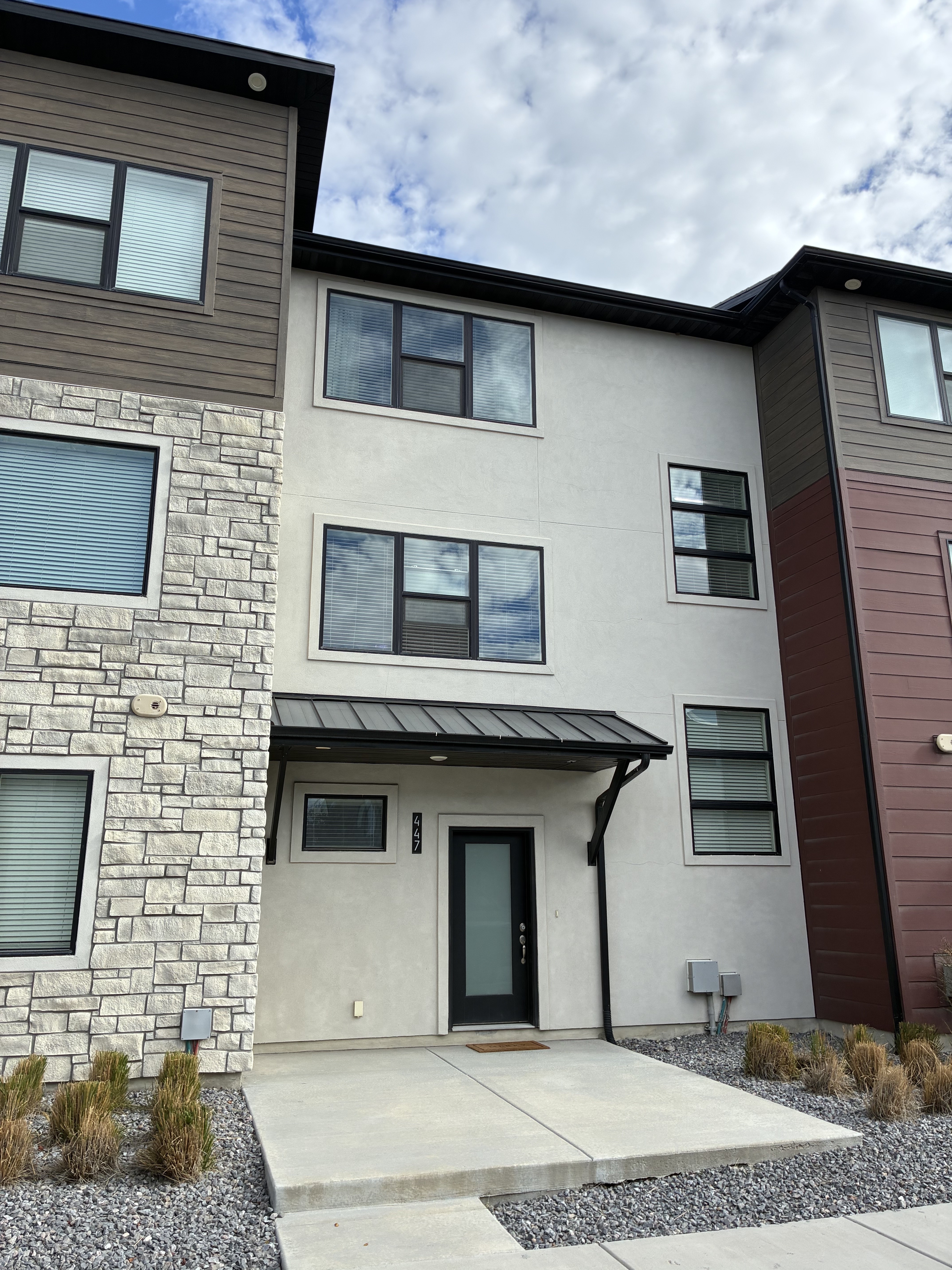 American Fork Townhome: 447 S Willow Leaf Rd