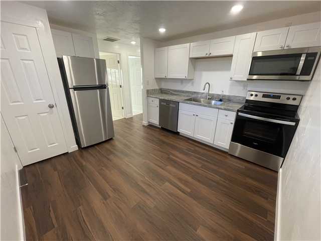 Salt Lake City Townhome: 2204 E Hugo Ave