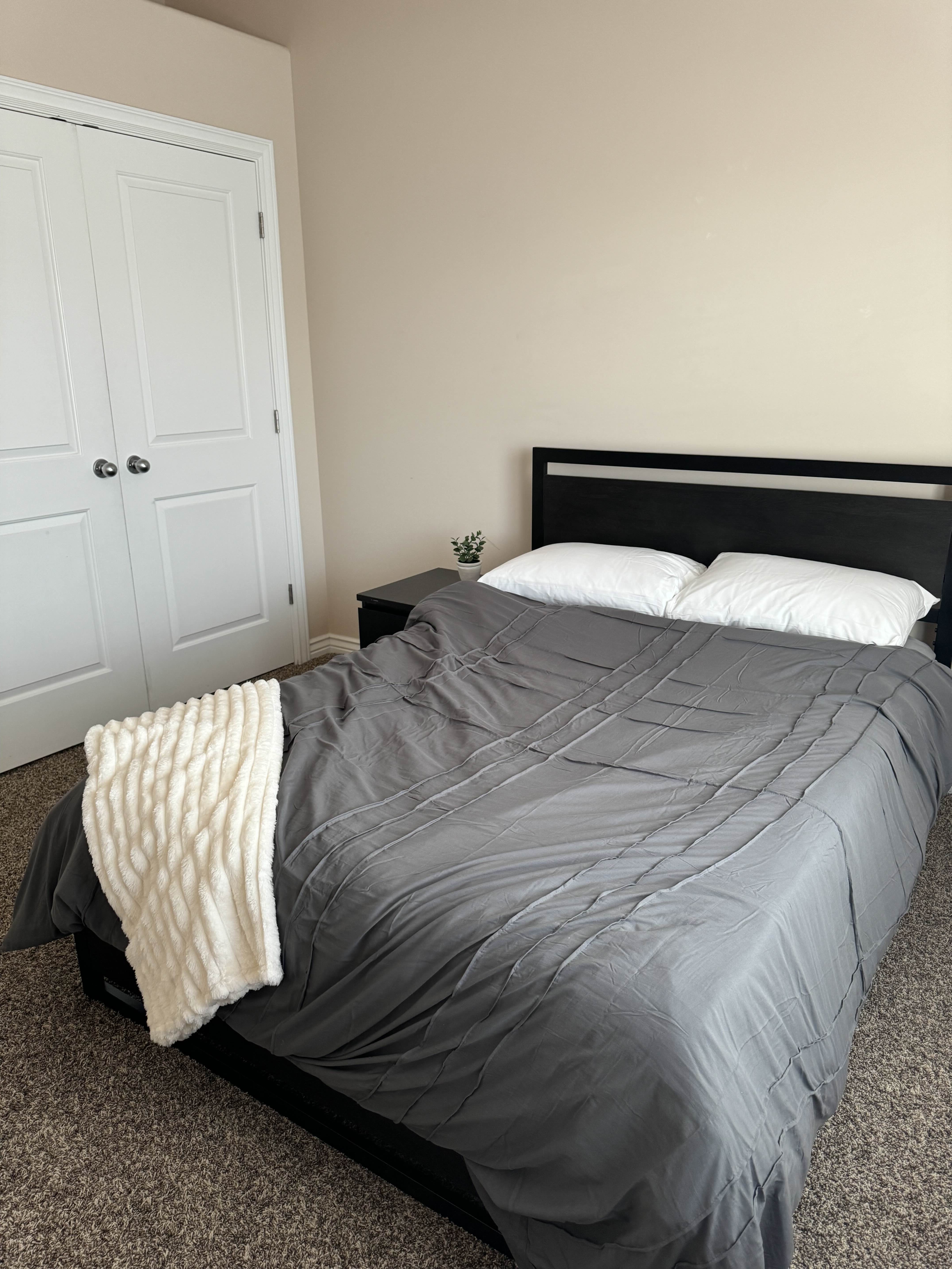 Midvale Single Room: 103 E 7320 S