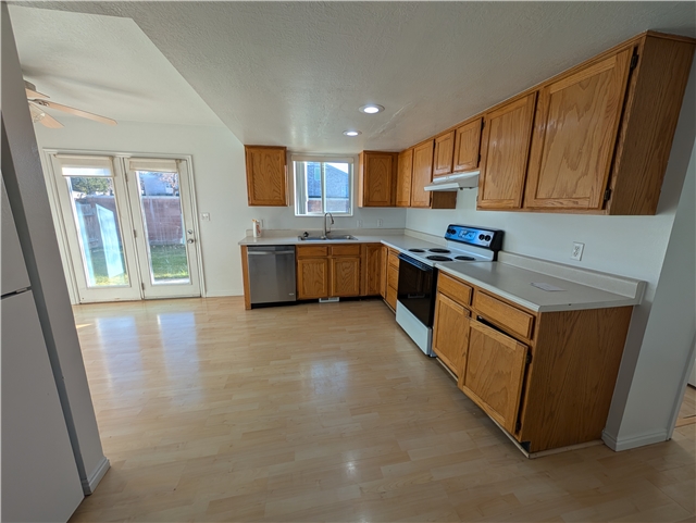 Spanish Fork Multiplex: 752 E 500 N