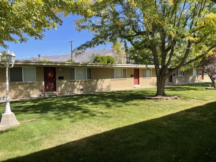 Bountiful Apartment: 56 S 200 W