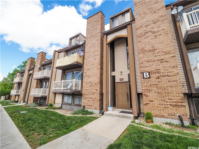Centerville Apartment: 88 W 50 S