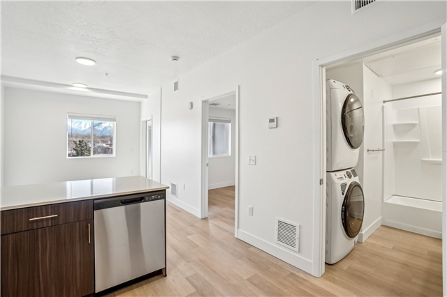 Clearfield Apartment: 230 S State St