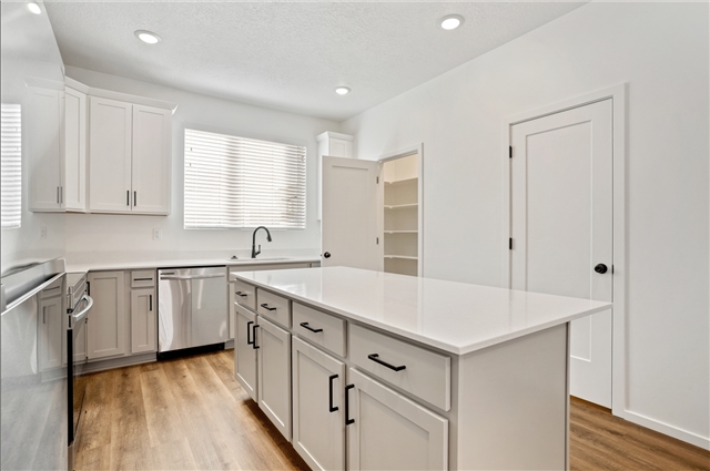 American Fork Townhome: 841 E Quality Drive