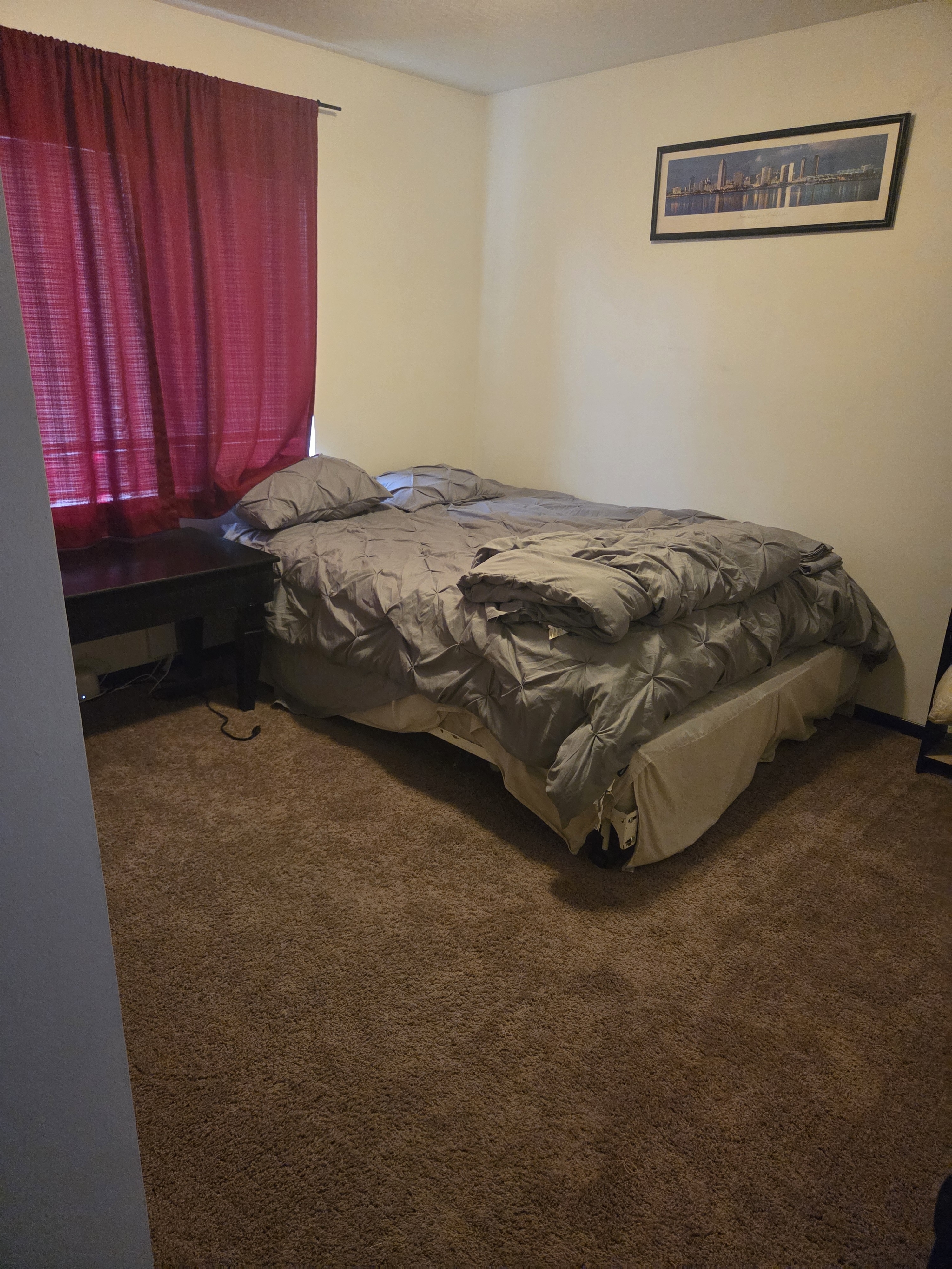 Sandy Single Room: 8125 S Cottonwood Hills Cir