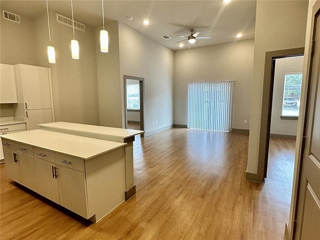 Denton Apartment: 4200 Stuart Rd