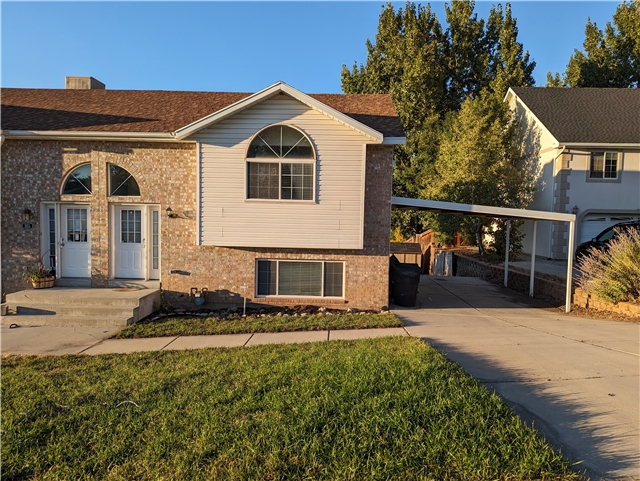 Spanish Fork House: 1053 E 300 N