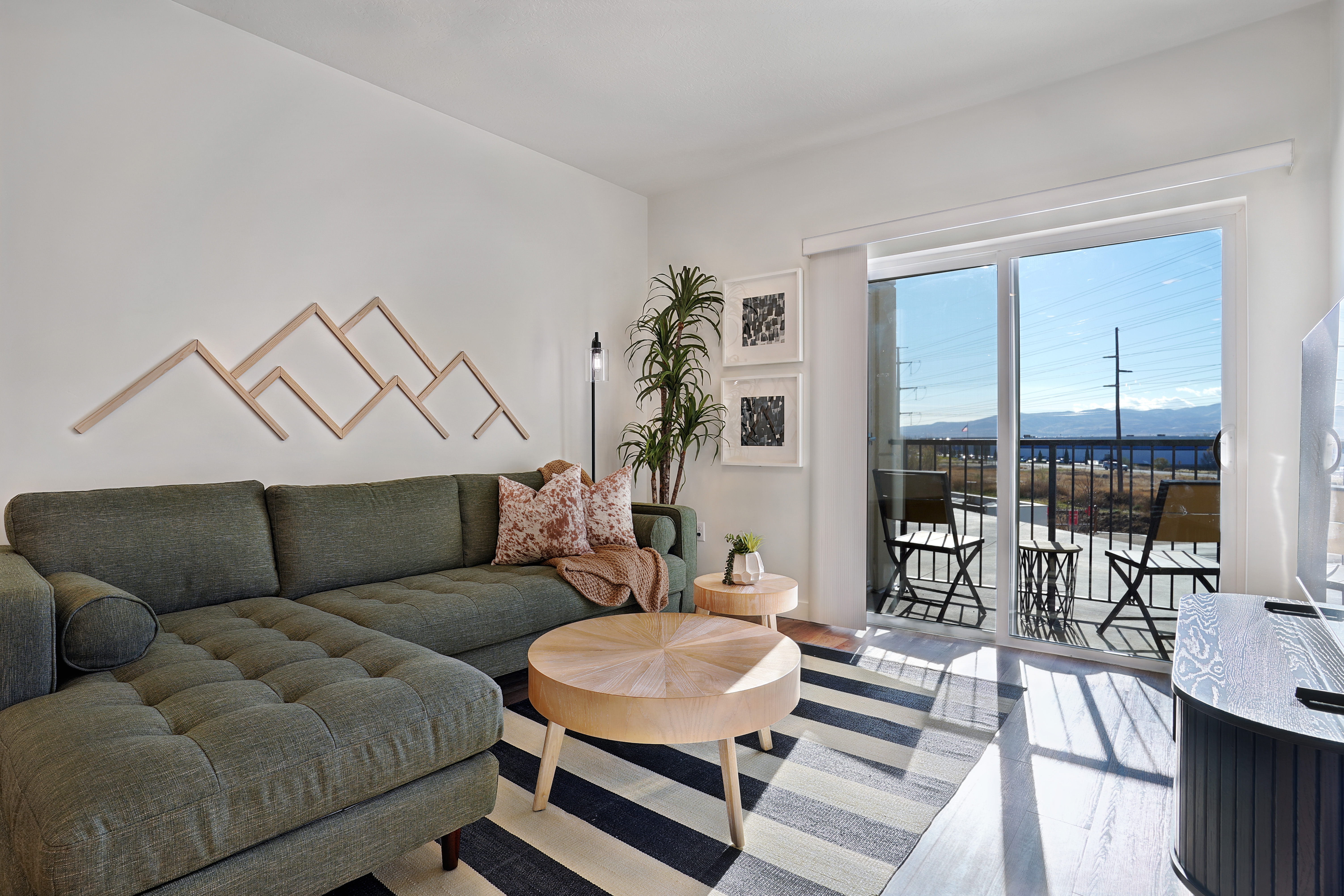 Draper Apartment: 12358 S Pony Express Rd