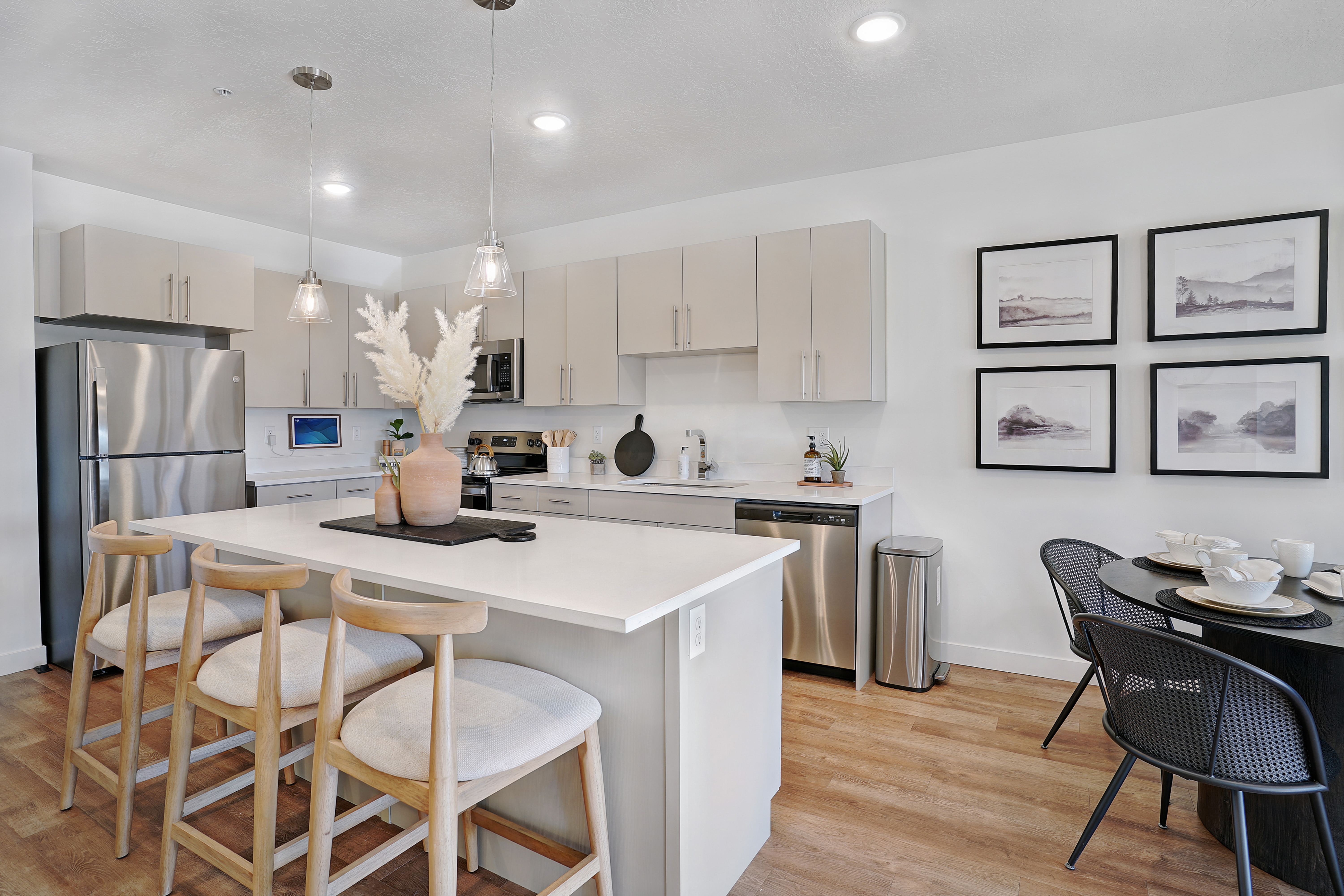 Draper Apartment: 12358 S Pony Express Rd