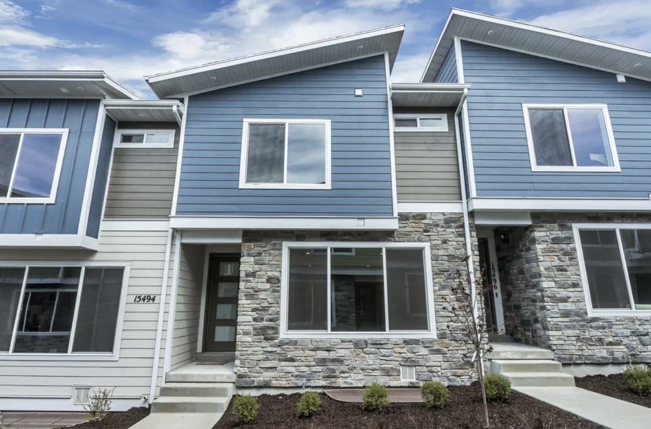 Riverton Single Room: 15394 S Skyraider Ln