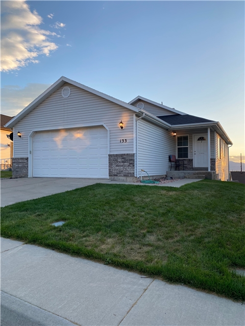 Santaquin House: 133 N 910 E