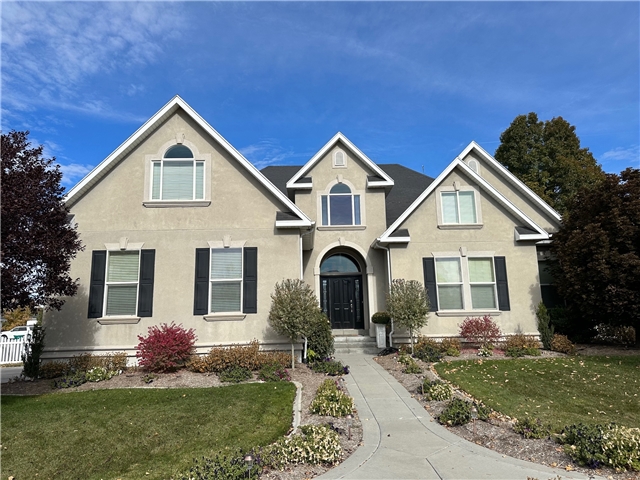 Cedar Hills In-Law/Basement: 4490B W Oxford St