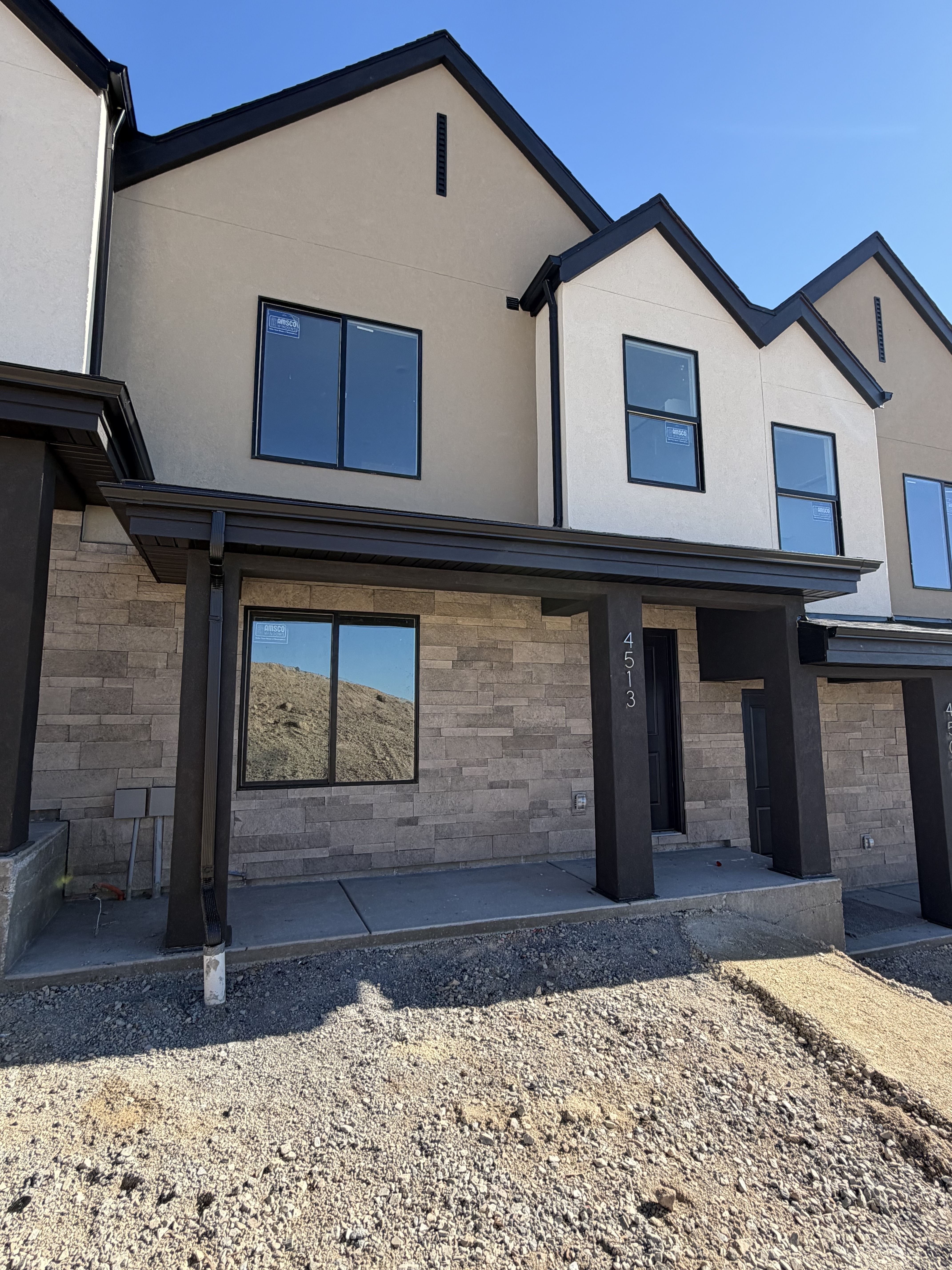 Lehi Townhome: 4513 N McKechnie Way