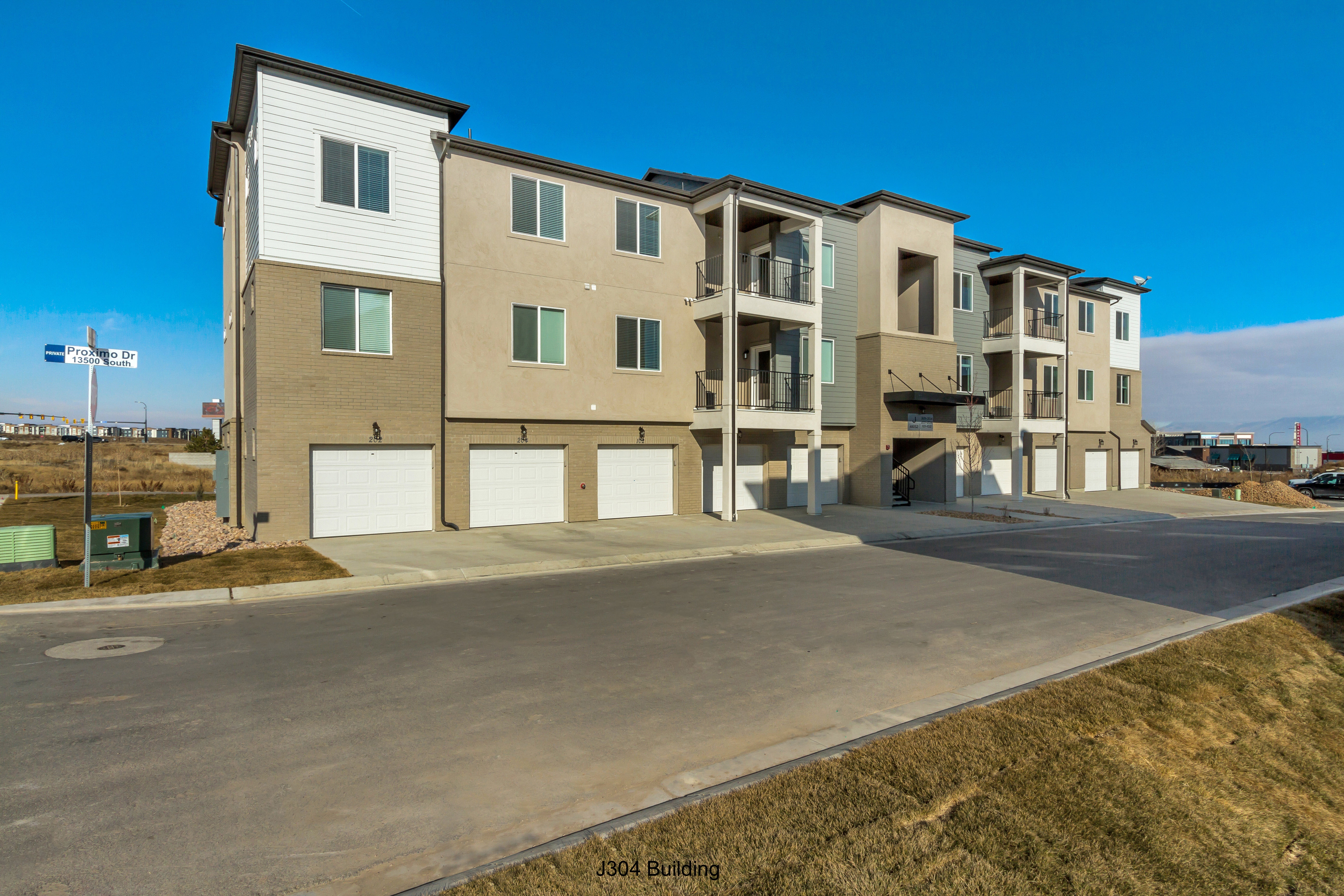 Riverton Condo: 4652 W Proximo Dr
