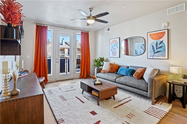 Cottonwood Heights Apartment: 1171 E Broadwing Ln