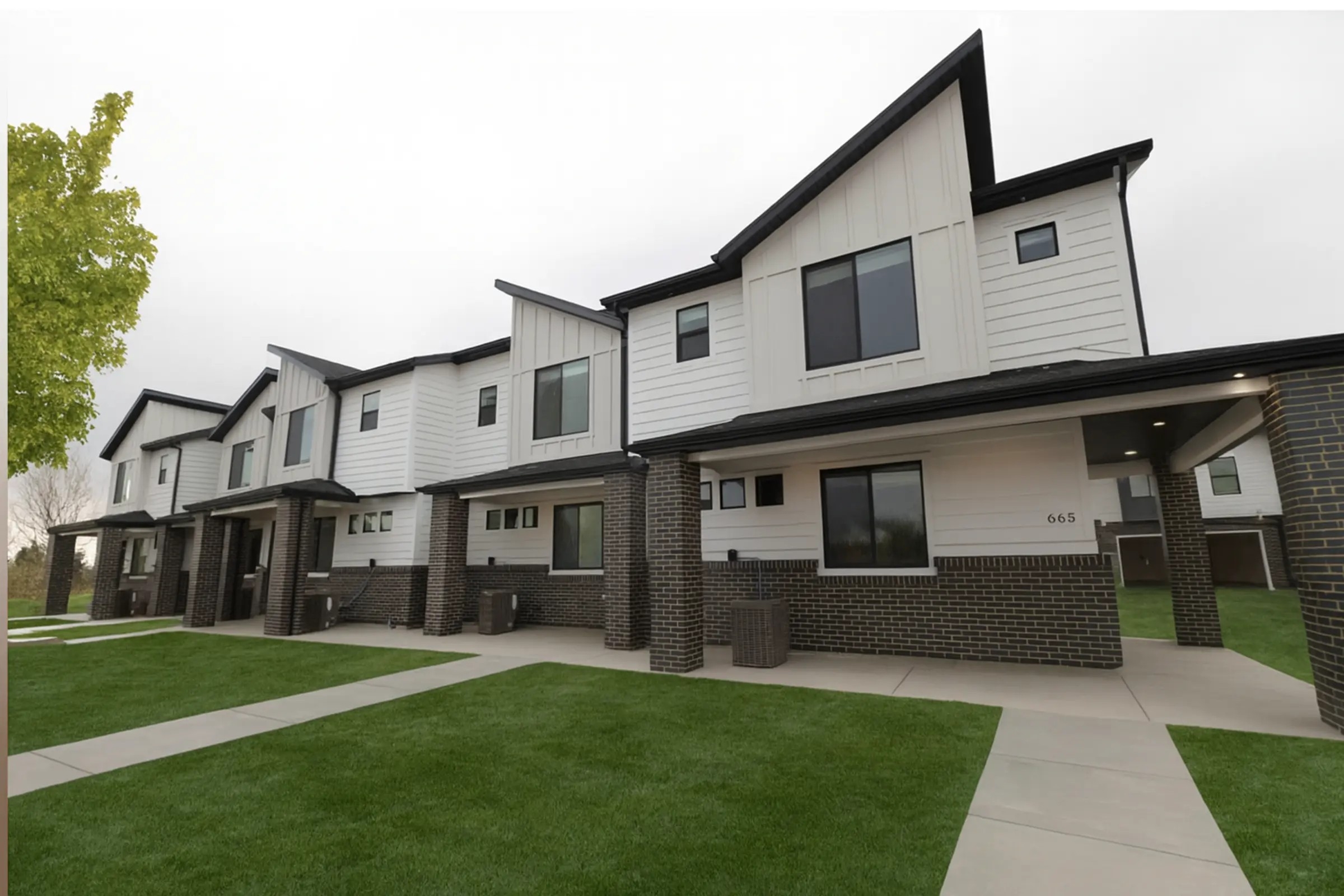 Harrisville Townhome: 2100 N Highway 89