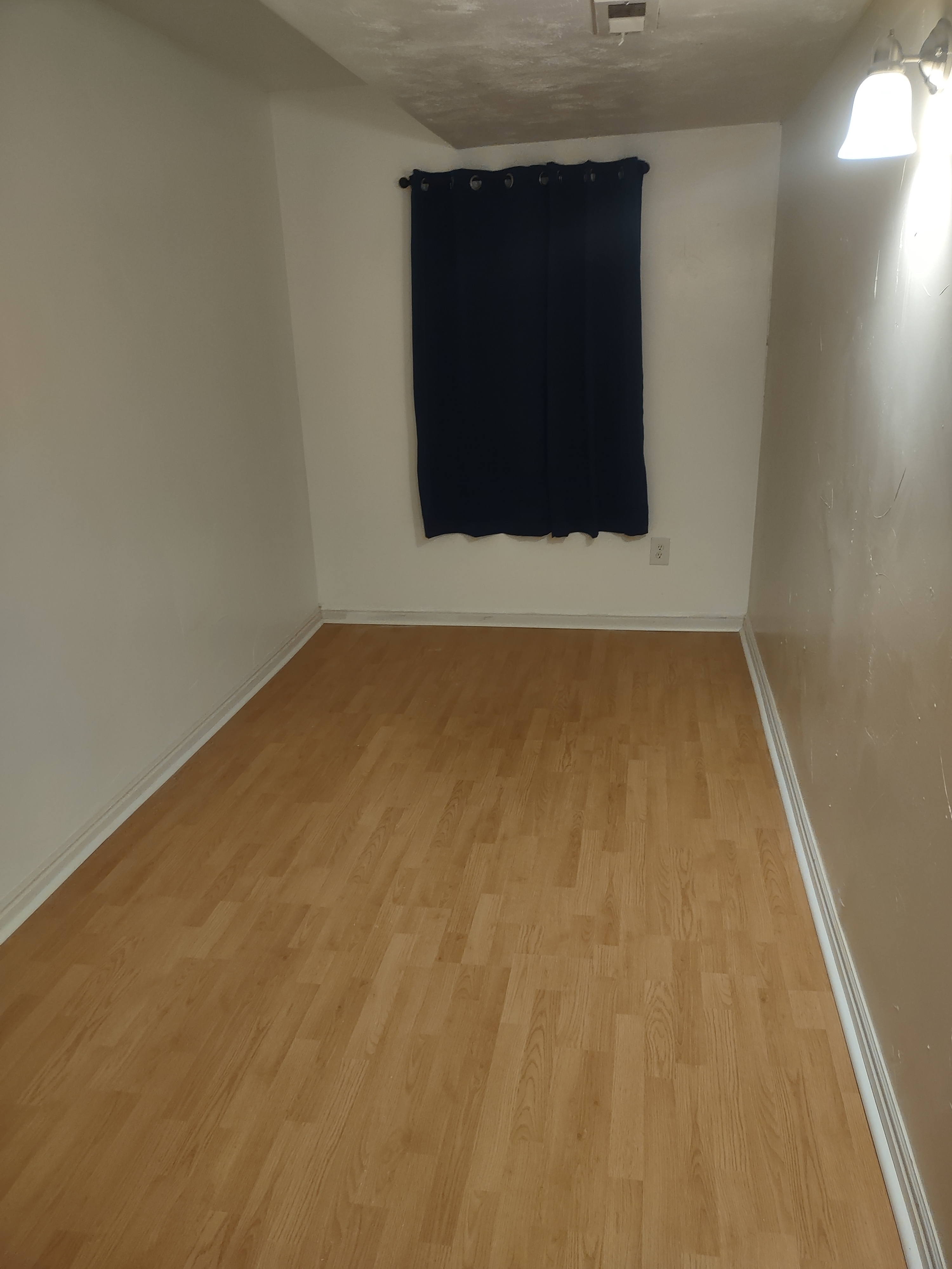 North Salt Lake House: 980 Woodstock Dr