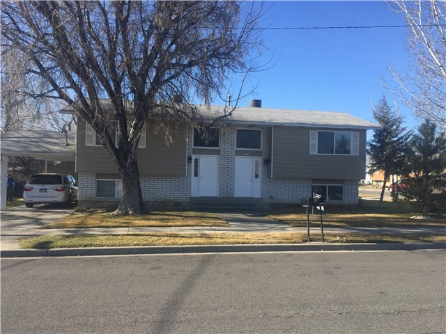 West Valley City Townhome: 3224 S 1800 W