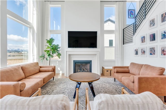 Saratoga Springs House: 1557 W Stone Gate Dr