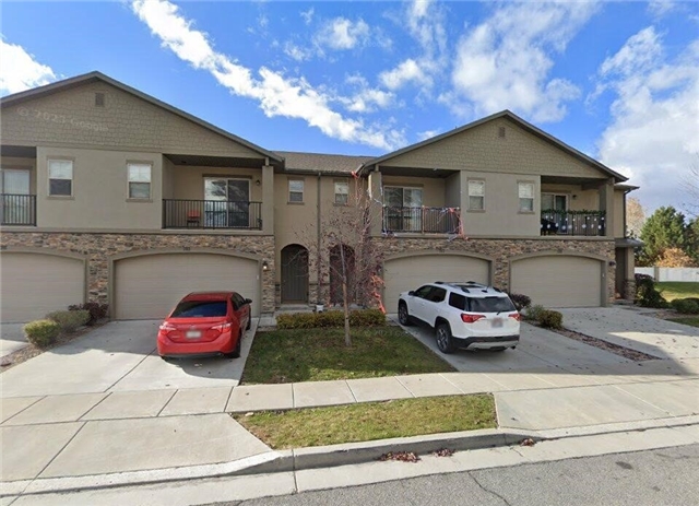 Centerville Townhome: 707 N 310 W