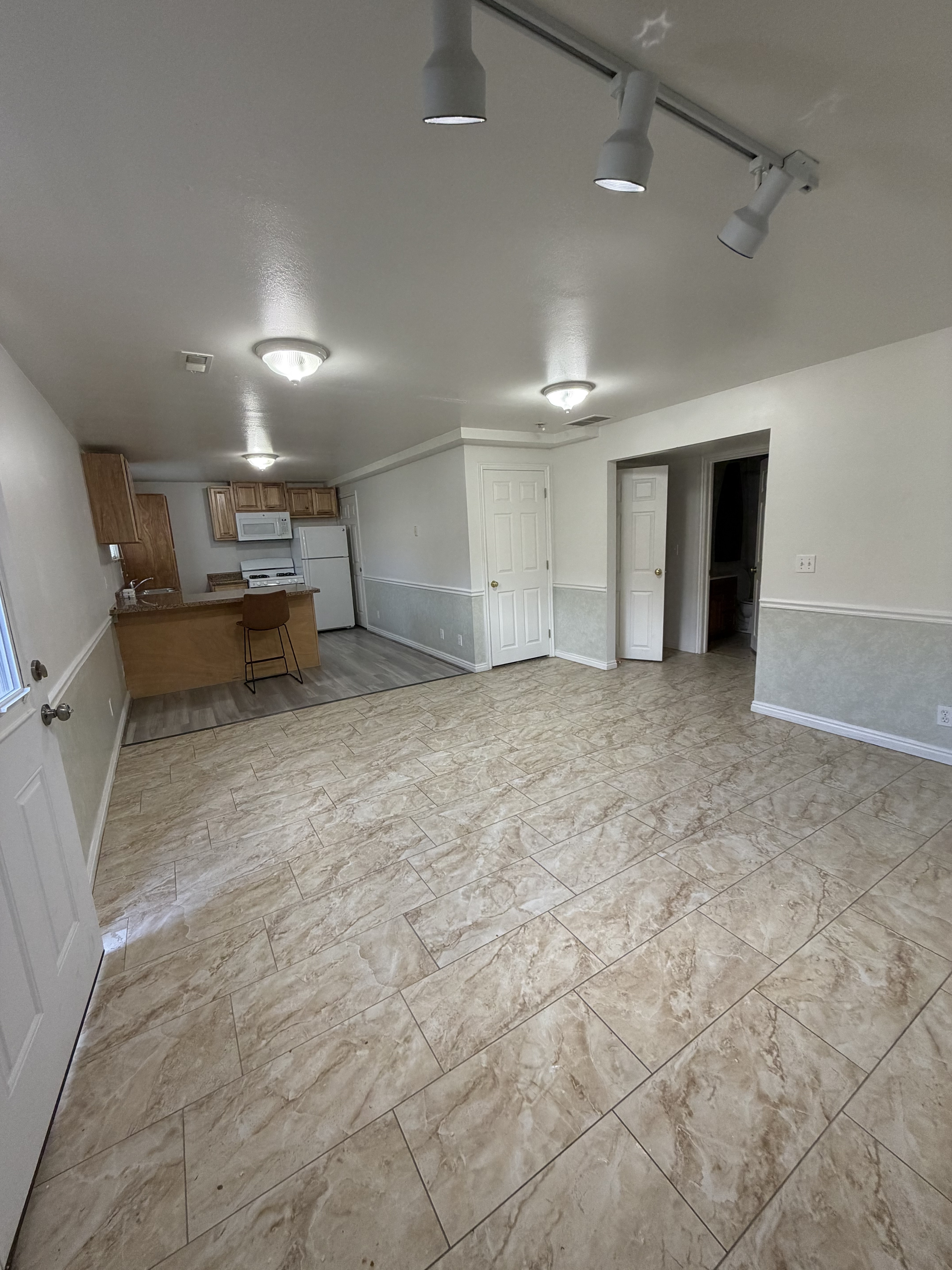 Hyrum In-Law/Basement: 1177 Rocky Mountain Way