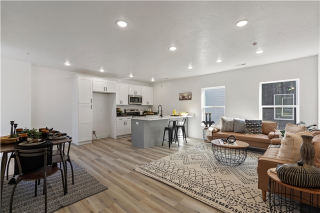 Salt Lake City Townhome: 815 W 100 S