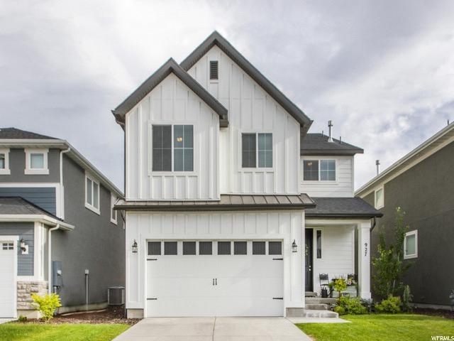 Riverton House: 927 W McKenna Rd