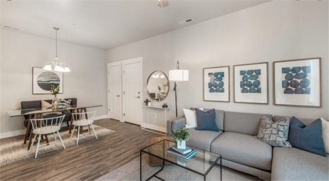 Vineyard Single Room: 759 N 260 W