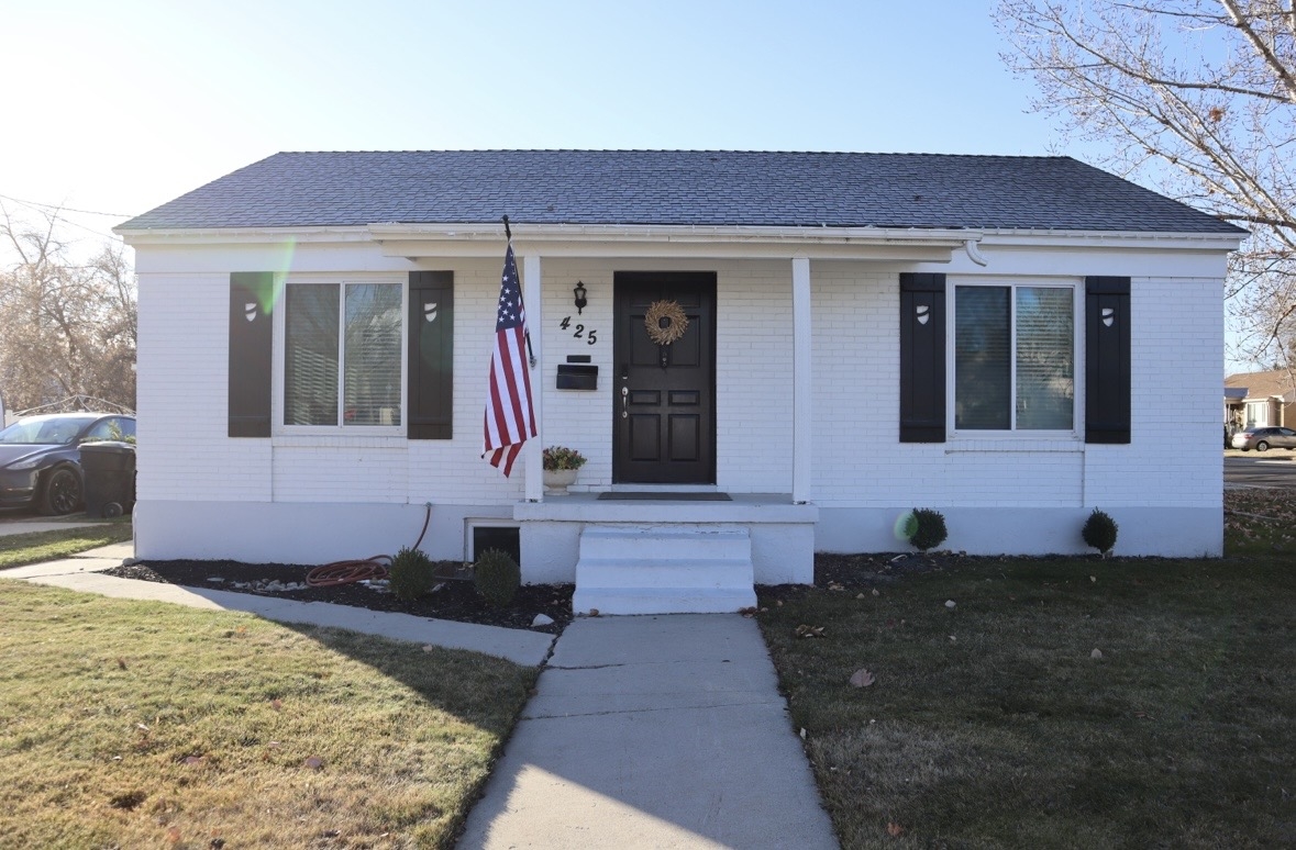 Provo House: 425 W 800 N