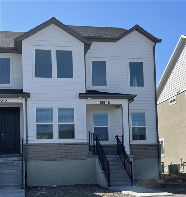 Riverton Townhome: 13648 S Vernet Dr