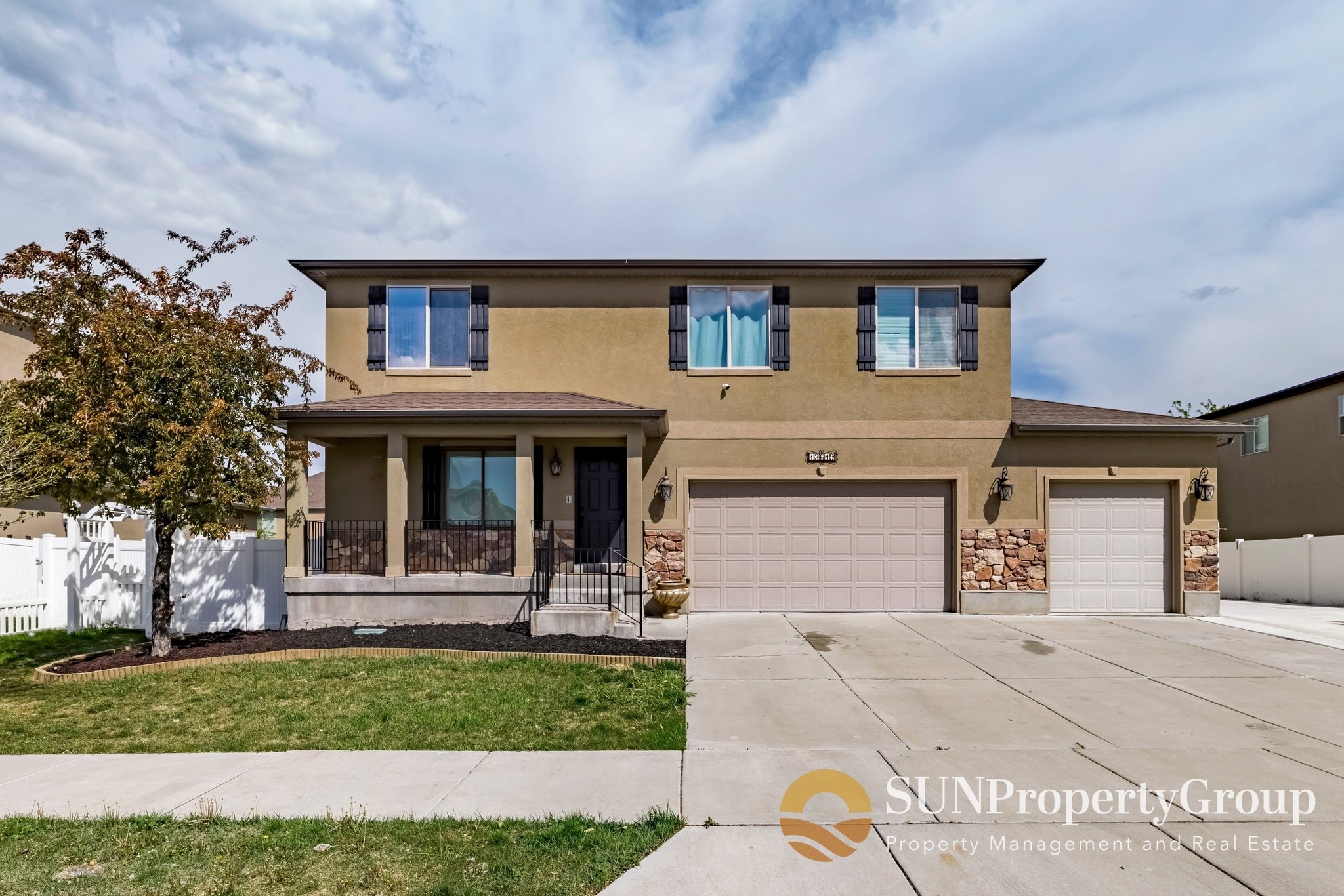 Riverton In-Law/Basement: 13619 S Annaberg Way