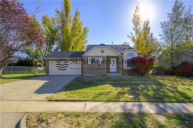 Clearfield House: 667 W 1460 N